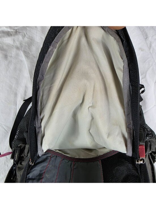 The North Face Amira Womens Backpack Gray Pink Lightweight Hiking Camping - Picture 14 of 15